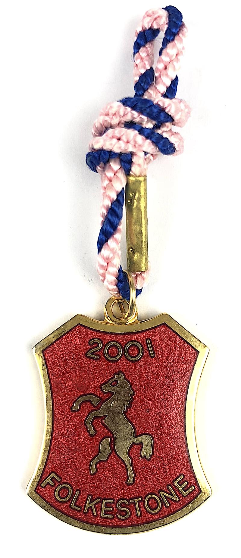 2001 Folkestone Racecourse Horse Racing Club Badge closed course Kent