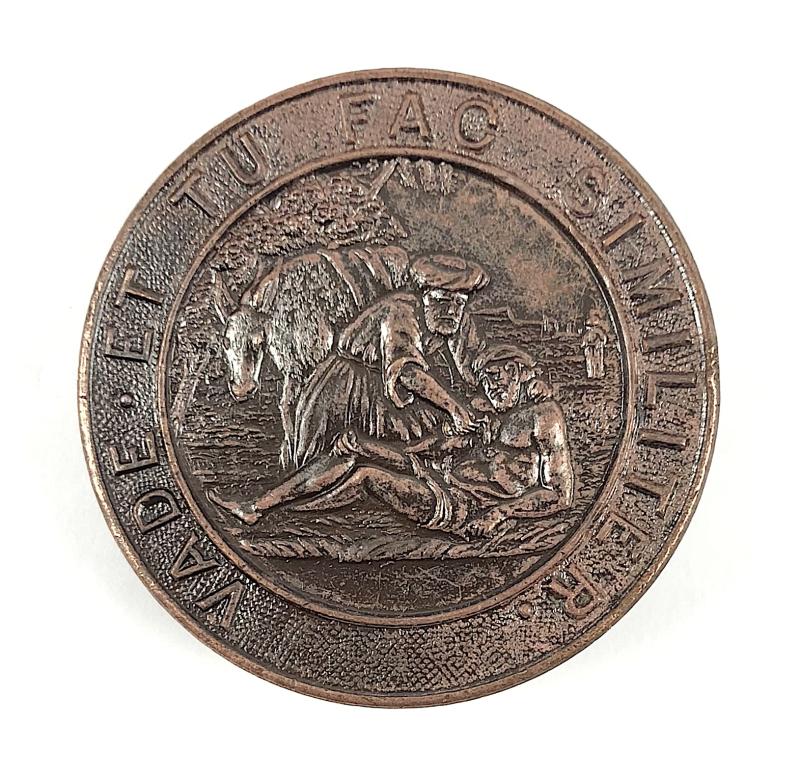Manchester Royal Infirmary Certificated Nurse Bronze Hospital Badge