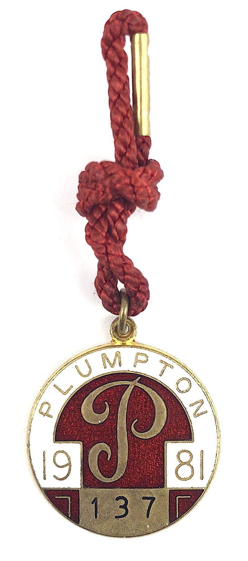 1981 Plumpton Racecourse horse racing club badge East Sussex