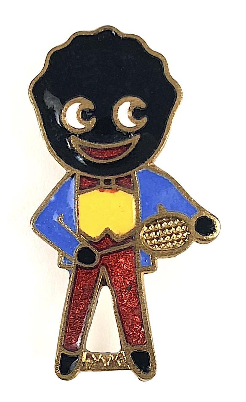 Robertsons 1970s Golly tennis player advertising badge