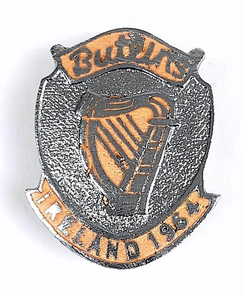 Butlins 1964 Mosney Ireland holiday camp Irish harp badge