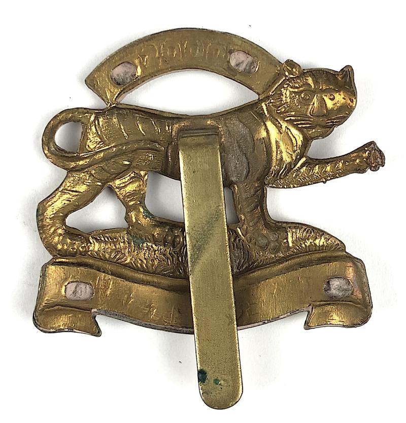 Leicestershire Regiment post 1908 cap badge