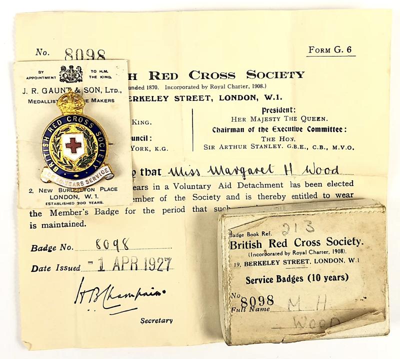 British Red Cross Society 10 Years Service named badge with 1927 Certificate
