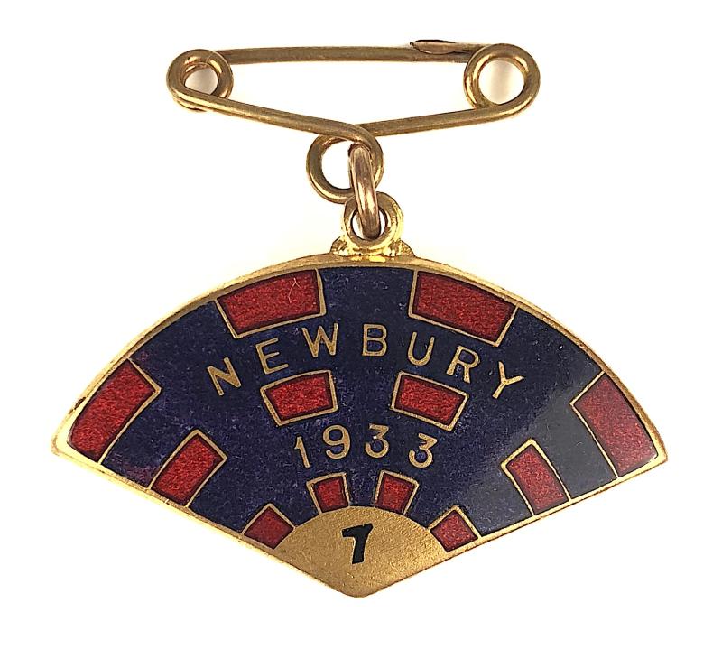 1933 Newbury Racecourse horse racing club badge