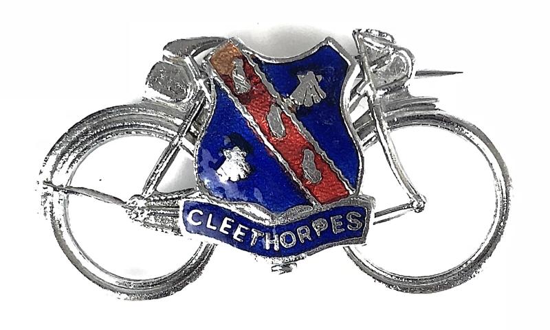 Cyclists Touring Cleethorpes souvenir bicycle badge Lincolnshire