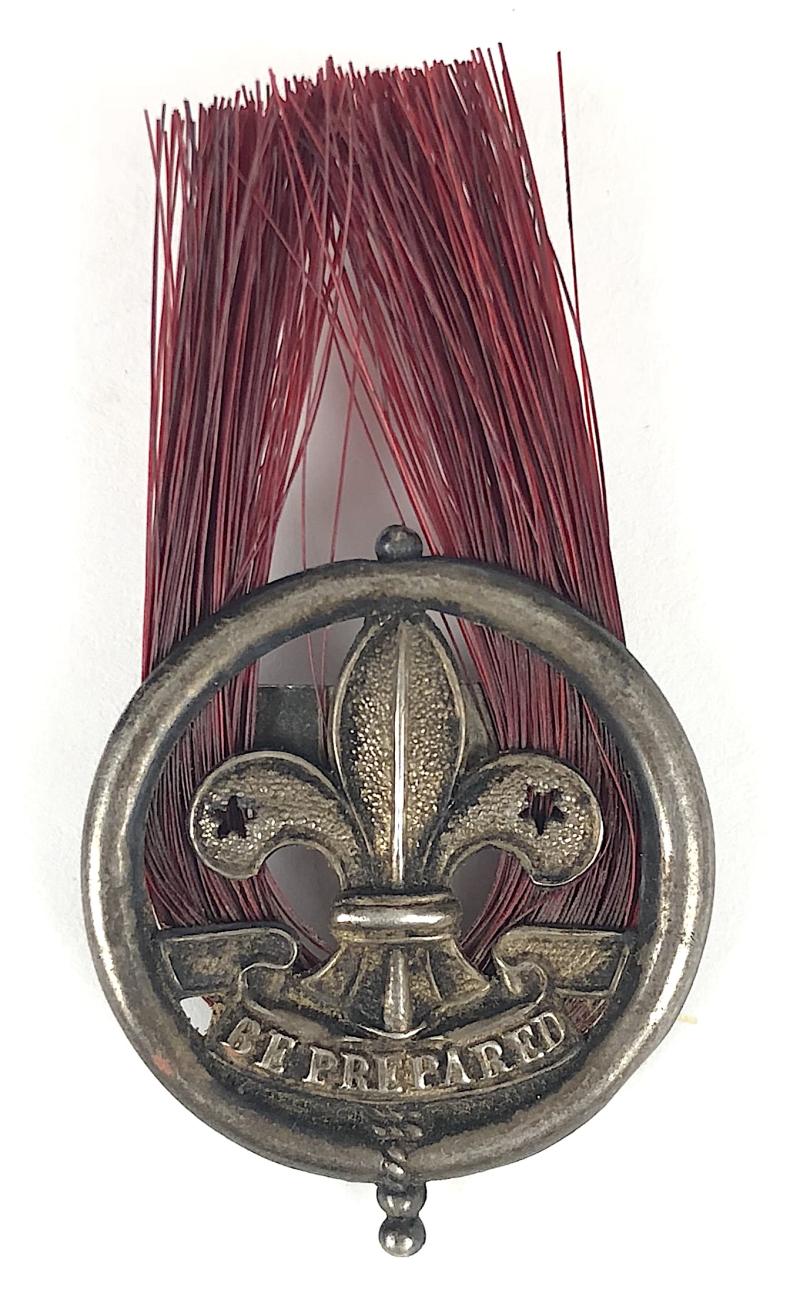 Boy Scouts Assistant Scoutmaster Officers 2nd pattern silver hat badge
