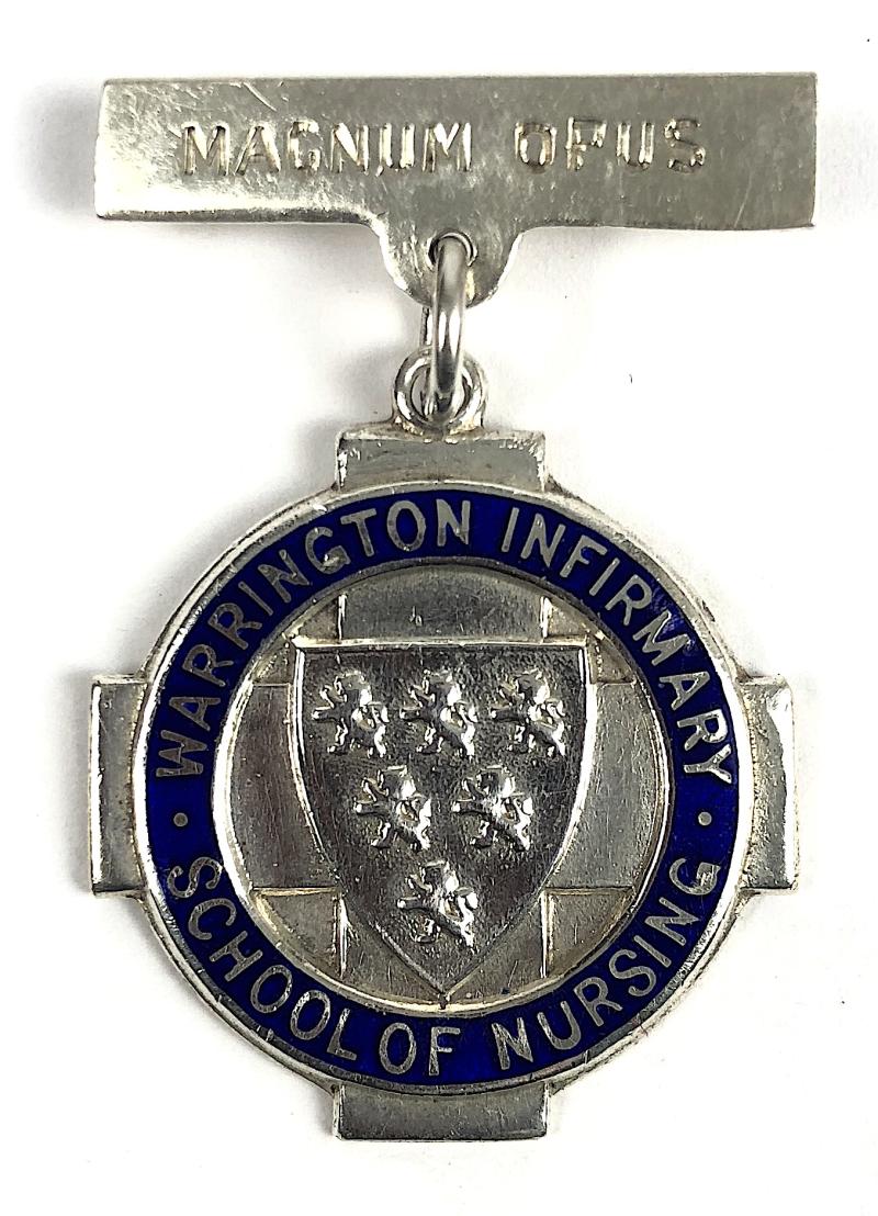 Warrington Infirmary School of Nursing wartime issue silver badge