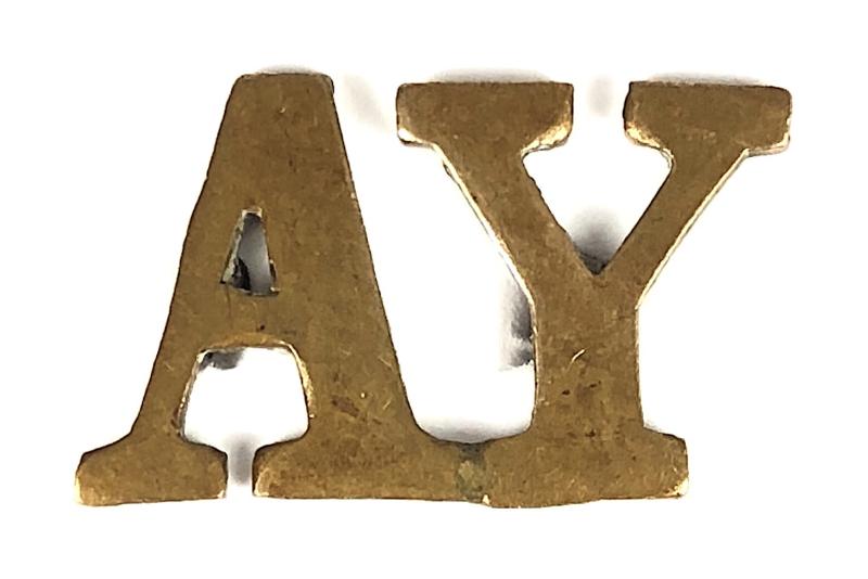 Ayrshire Yeomanry (Earl of Carrick's Own) brass shoulder title badge