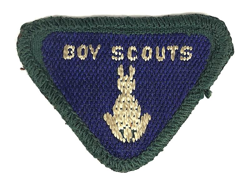 Boy Scouts Wolf Club Observer Proficiency woven bound rabbit badge