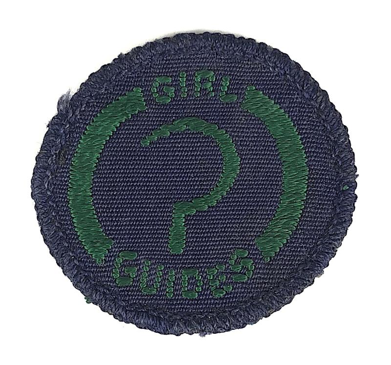 Girl Guide Landworker Proficiency woven bound sickle badge Dia 42mm.