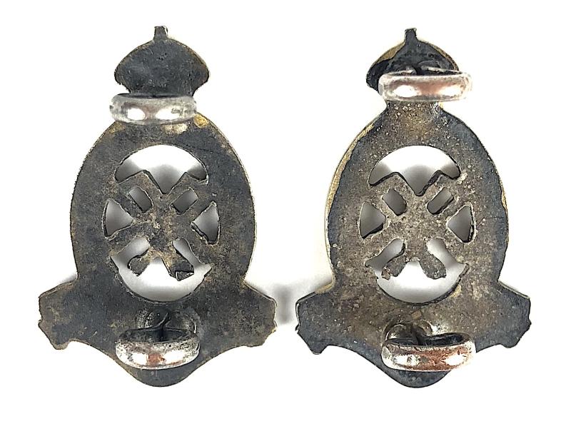 Territorial Army Nursing Service TANS silver & gilt pair of collar badges