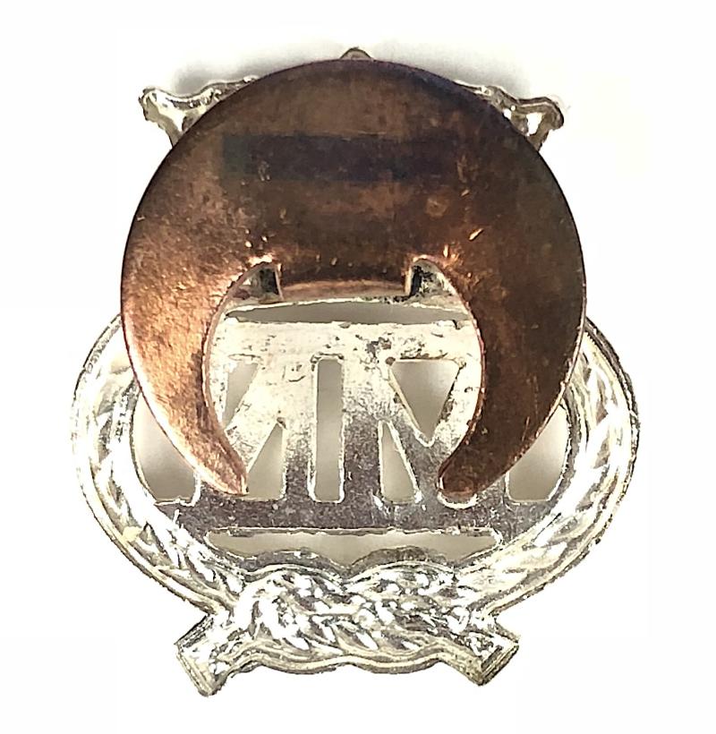 Merchant Navy official issue MN war service silver badge