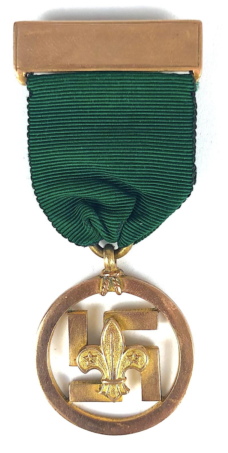 Boy Scouts Medal of Merit 3rd Issue Fylfot Medal c.1922-1934